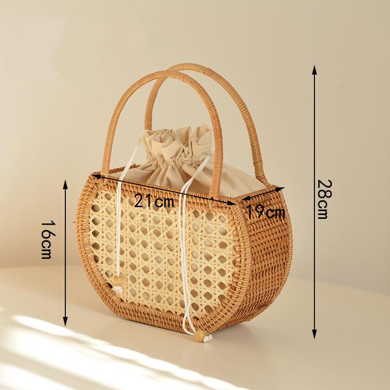 Round Rattan Basket Bag Casual Fashion Hand-Woven Crafts - China
